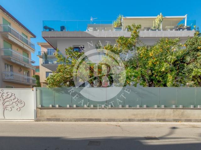 Villa Indipendente in vendita a Spotorno, Liguria