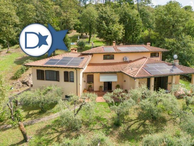 Villa Indipendente in vendita a Cappella, Bagni Di Lucca Ponte