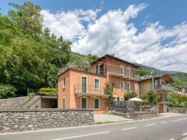 Villa Indipendente in vendita a Gera Lario, Lombardia