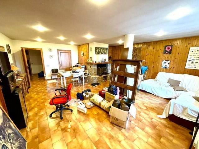 Villa Indipendente in vendita a Fontana, Cenerente