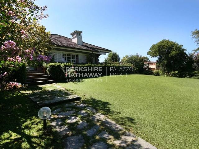 Villa Indipendente in vendita a Tonfano, Toscana