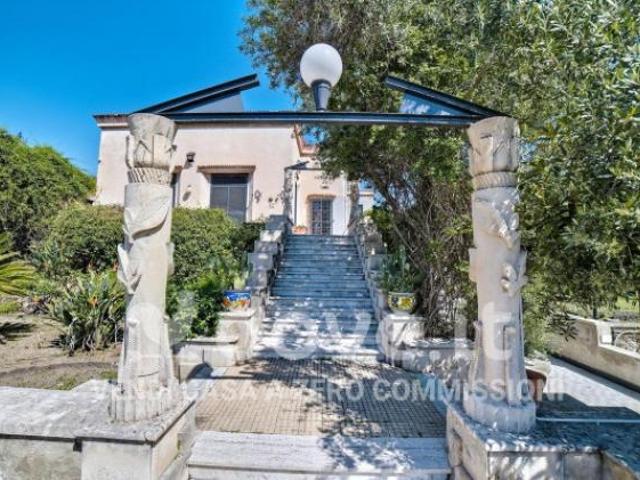 Villa Indipendente in vendita a Borgo-Sanzio, Catania