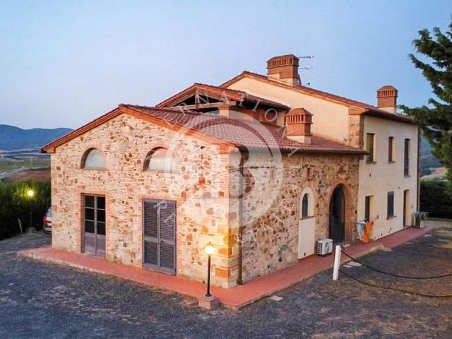 Villa Indipendente in vendita a Campello Sul Clitunno, Umbria