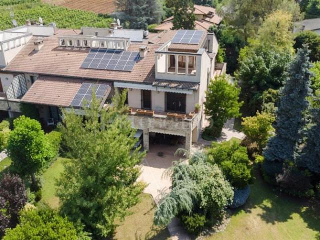 Villa Indipendente in vendita a Fantasina, Cellatica