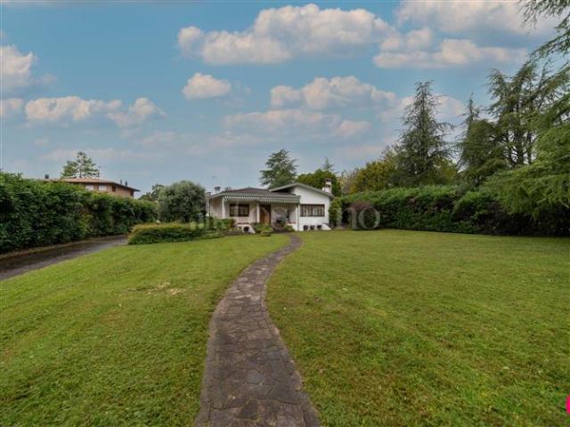 Villa Indipendente in vendita a Roveredo In Piano, Friuli-Venezia Giulia