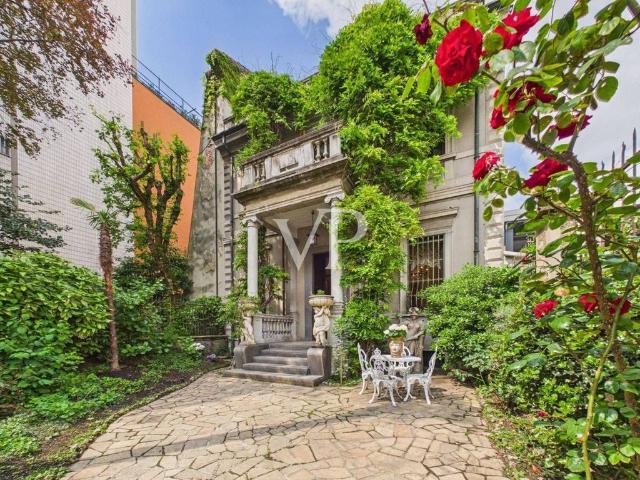 Villa Indipendente in vendita a Municipio 3, Milano