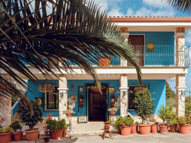 Villa Indipendente in vendita a Caffè Roma, Sassari