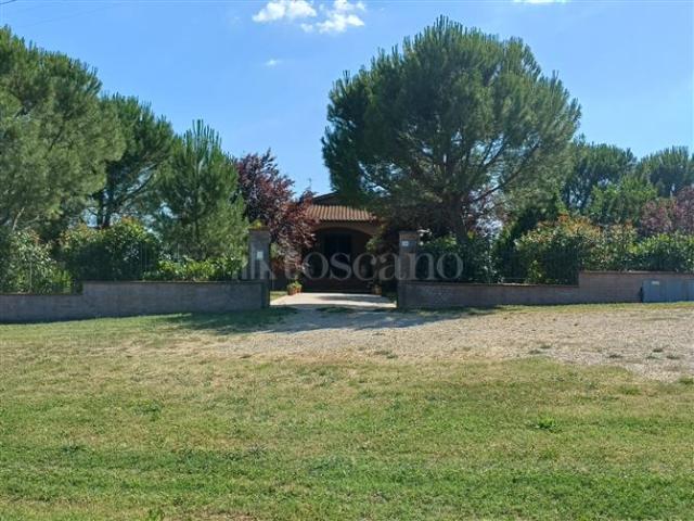 Villa Indipendente in vendita a Cerchiaia, Siena