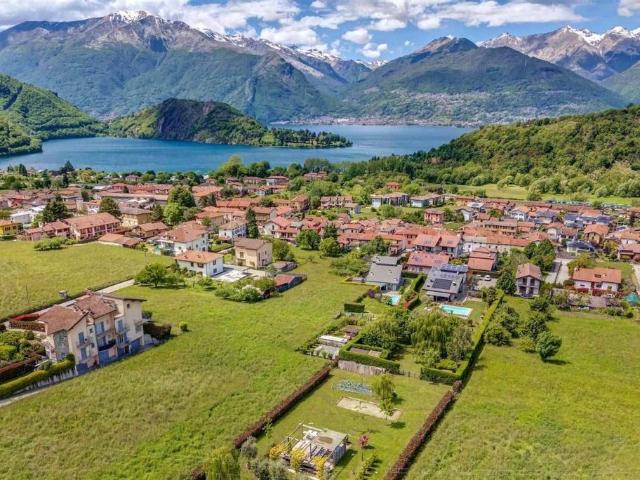 Villa Indipendente in vendita a Laghetto, Colico