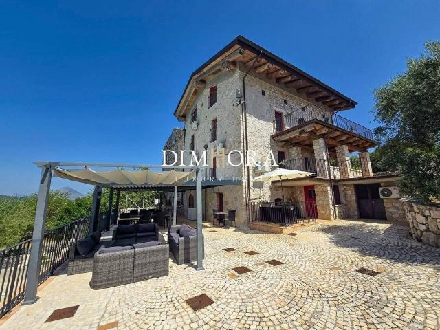 Villa Indipendente in vendita a Ausonia, Lazio