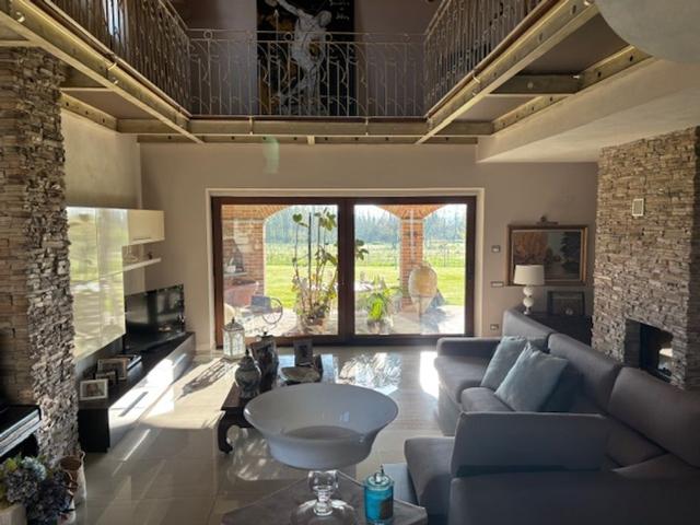 Villa Indipendente in vendita a Piemonte, Alessandria