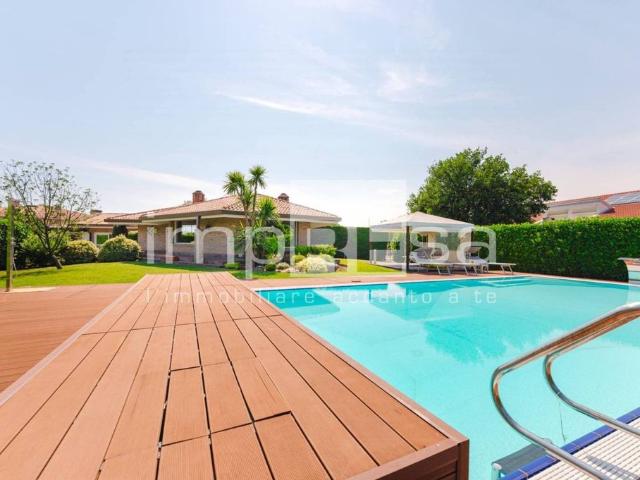Villa Indipendente in vendita a Codroipo, Friuli-Venezia Giulia
