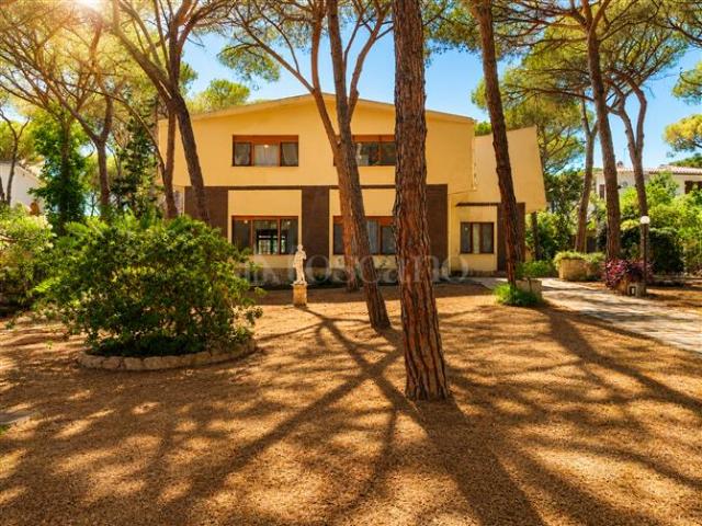 Villa Indipendente in vendita a Comunione La Perla Marina, Pula