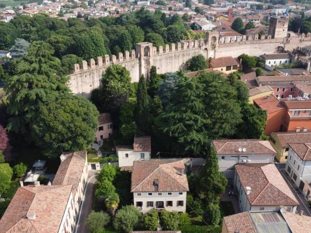 Villa Indipendente in vendita a Cittadella, Veneto