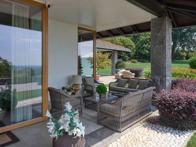 Villa Indipendente in vendita a Gironico Al Piano, Lombardia