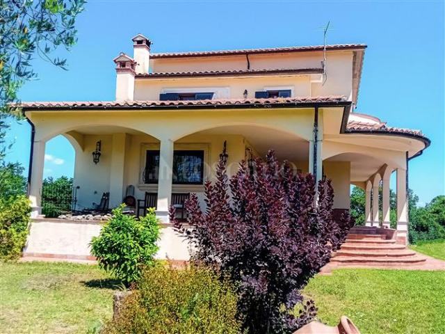 Villa Indipendente in vendita a Gallese, Lazio