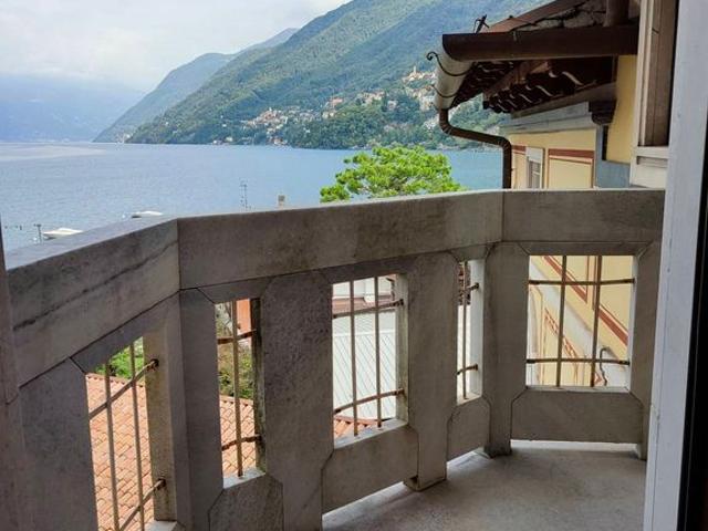 Villa Indipendente in vendita a Faggeto Lario, Lombardia