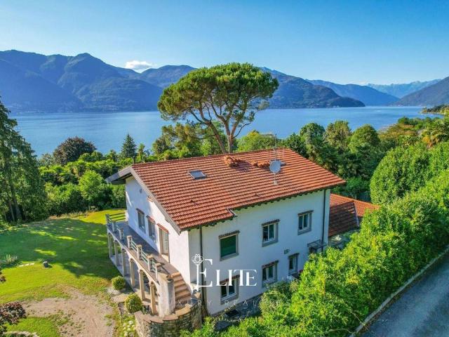 Villa Indipendente in vendita a Comunità Montana Valli del Verbano, Brezzo Di Bedero
