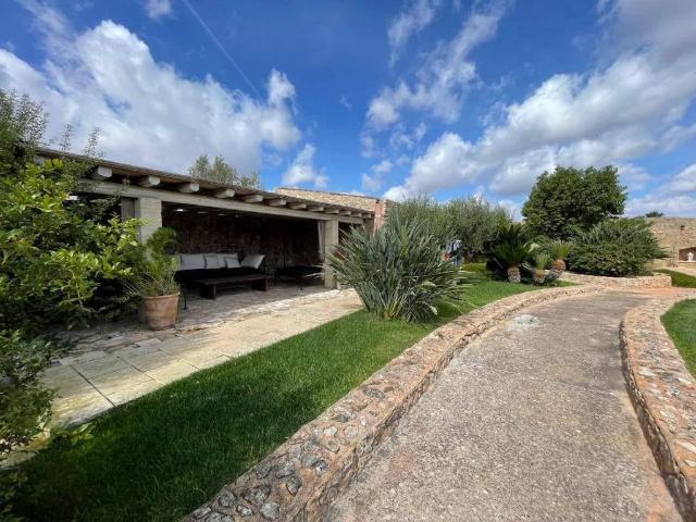 Villa Indipendente in vendita a Puglia, Lecce