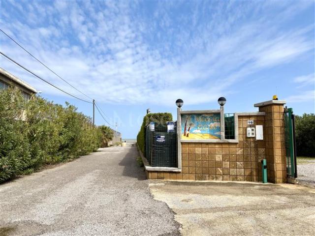 Villa Indipendente in vendita a Campofelice Di Roccella, Sicilia