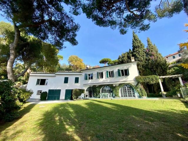 Villa Indipendente in vendita a Mulinetti, Recco