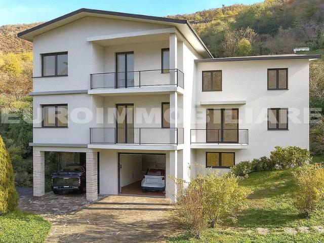 Villa Indipendente in vendita a Zona Nord, Brescia