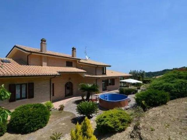 Villa Indipendente in vendita a Marche, Ascoli Piceno
