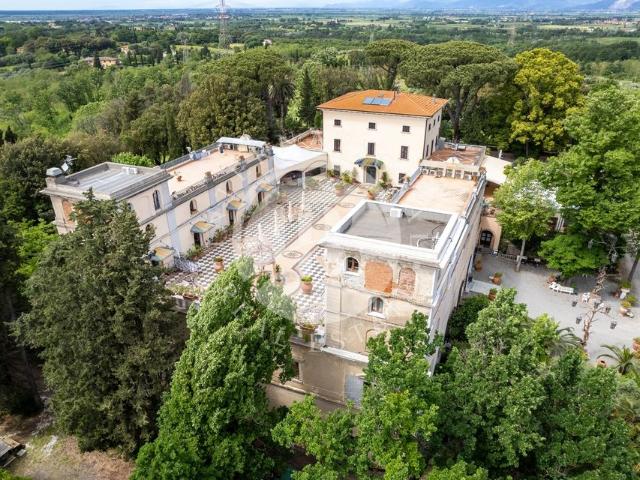 Villa Indipendente in vendita a Fauglia, Toscana