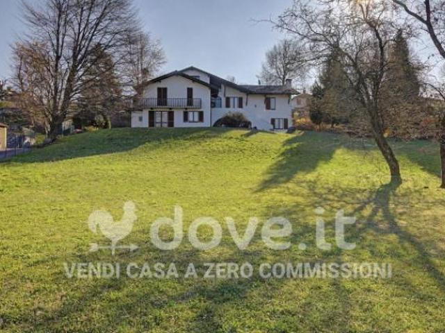Villa Indipendente in vendita a Malnate, Lombardia