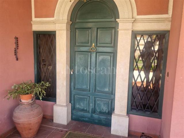 Villa Indipendente in vendita a Avezzano, Abruzzo