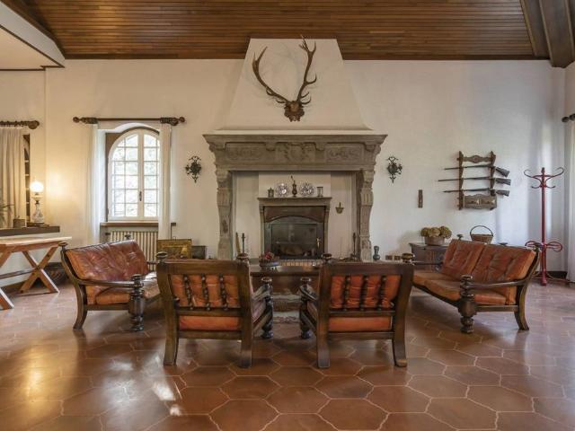 Villa Indipendente in vendita a Casorezzo, Lombardia