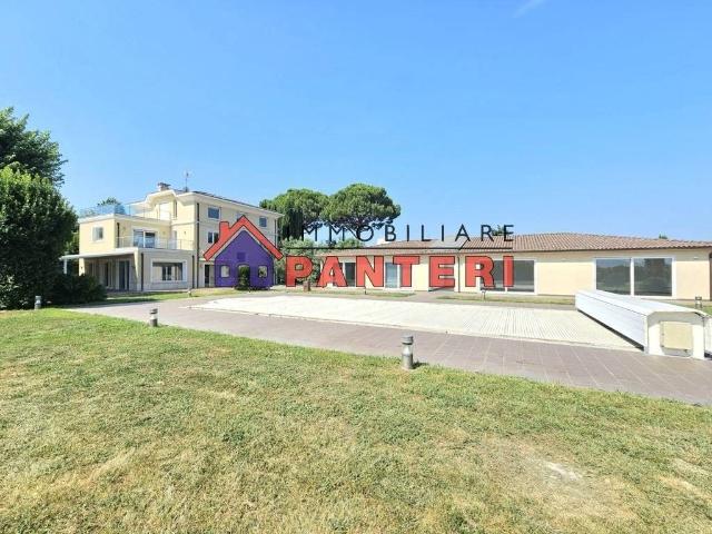 Villa Indipendente in vendita a Uzzano E Castello, Toscana