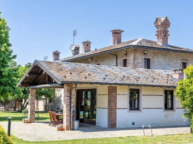 Villa Indipendente in vendita a Località Tetto Garetto, Piemonte