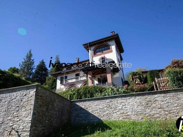 Villa Indipendente in vendita a Vedasco, Piemonte