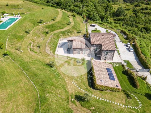 Villa Indipendente in vendita a Pieve Di Zignago, Liguria