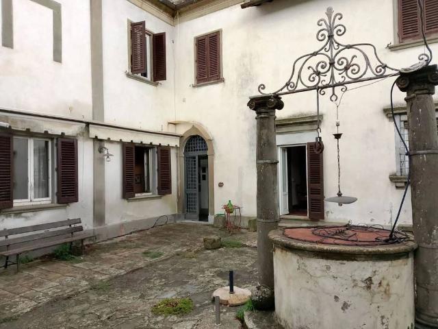 Villa Indipendente in vendita a Lastra A Signa, Toscana