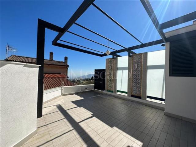 Villa Indipendente in vendita a Aquino, Monreale