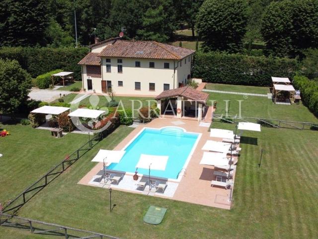 Villa Indipendente in vendita a Castello, Camaiore