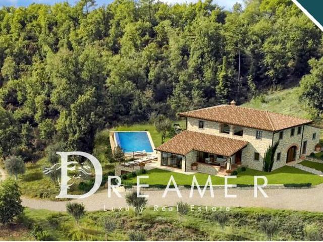 Villa Indipendente in vendita a Gaiole In Chianti, Toscana