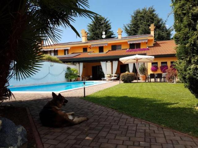 Villa Indipendente in vendita a Rudiano, Lombardia