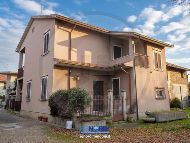 Villa Indipendente in vendita a Cura Carpignano, Lombardia