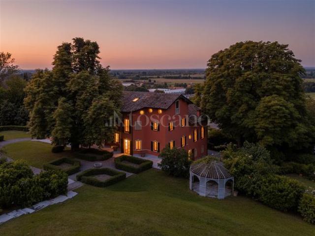 Villa Indipendente in vendita a Colline Matildiche, Re