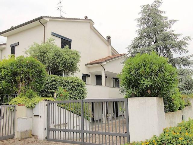 Villa Indipendente in vendita a Liano, Castel San Pietro Terme
