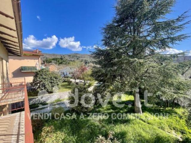 Villa Indipendente in vendita a Paciano, Umbria