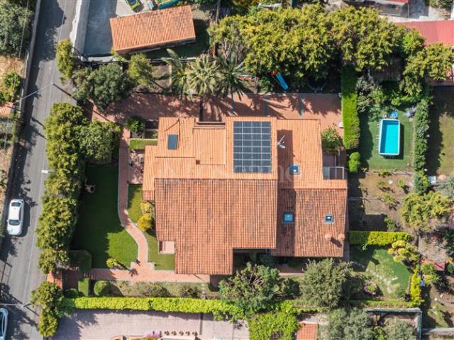 Villa Indipendente in vendita a Trecastagni, Sicilia
