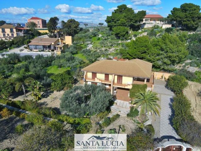 Villa Indipendente in vendita a Licata, Sicilia