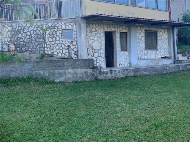 Villa Indipendente in vendita a Monte San Biagio, Roma Capitale