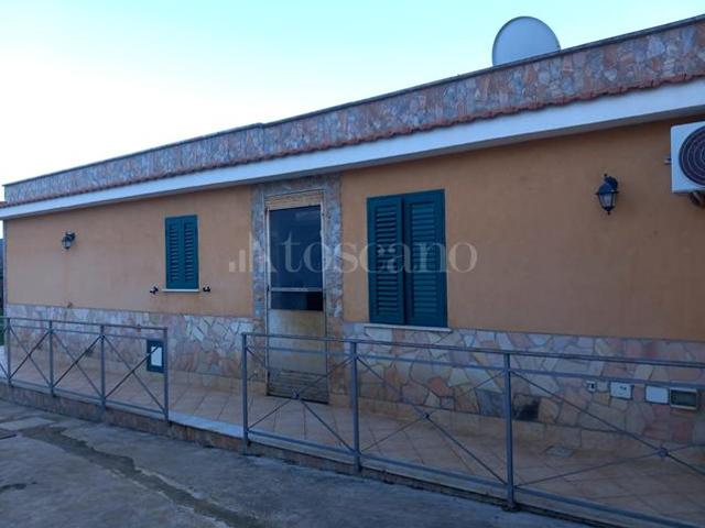 Villa Indipendente in vendita a VI Circoscrizione, Palermo