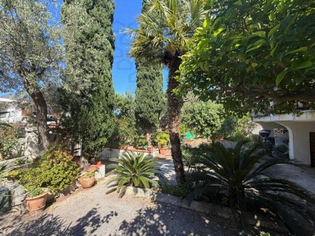 Villa Indipendente in vendita a Mortelle, Messina