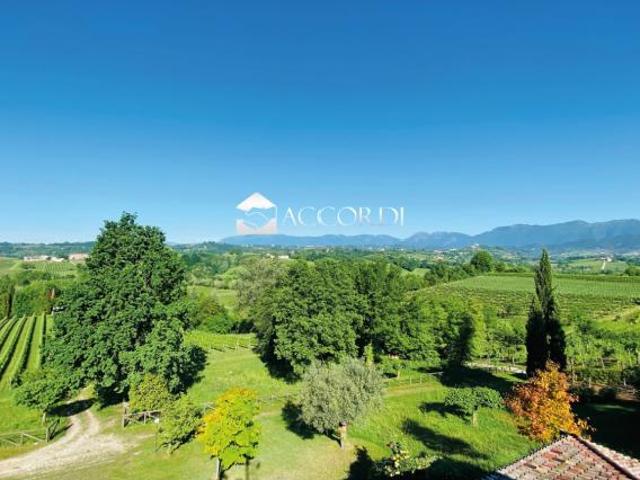 Villa Indipendente in vendita a Conegliano, Veneto